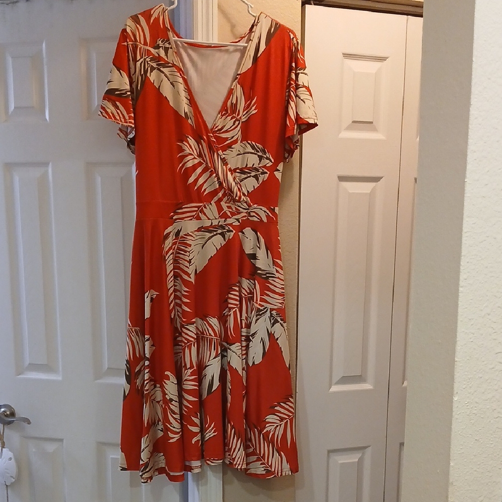 Source Unknown Red and White Flutter Sleeve Midi Sundress